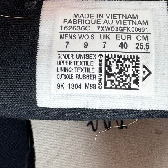 NEW! Chuck Taylor's Converse Low Top Day of the Dead Skulls‎ Cat - Picture 4 of 4